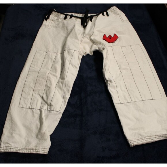 Brazilian Jiu Jitsu BJJ Mens Size A2 White BJJ Martial Arts Ghost Squad EUC - Picture 10 of 12